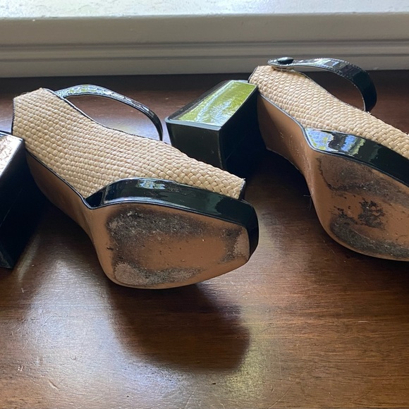 Pollini Raffia Slingback Pumps Open Toe, Woven Neutral w/Black Heel; Size: 9.5 - Picture 9 of 11